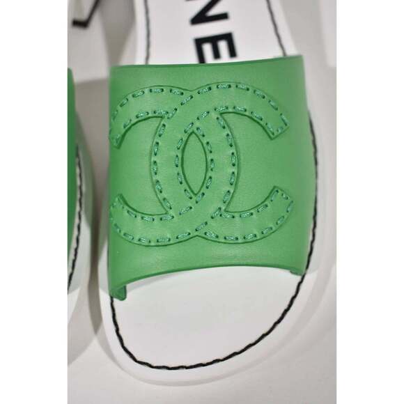 Chanel 22S Green Calfskin Leather White CC Logo Mules Slide Sandal Heel Flat 37 - Picture 7 of 12